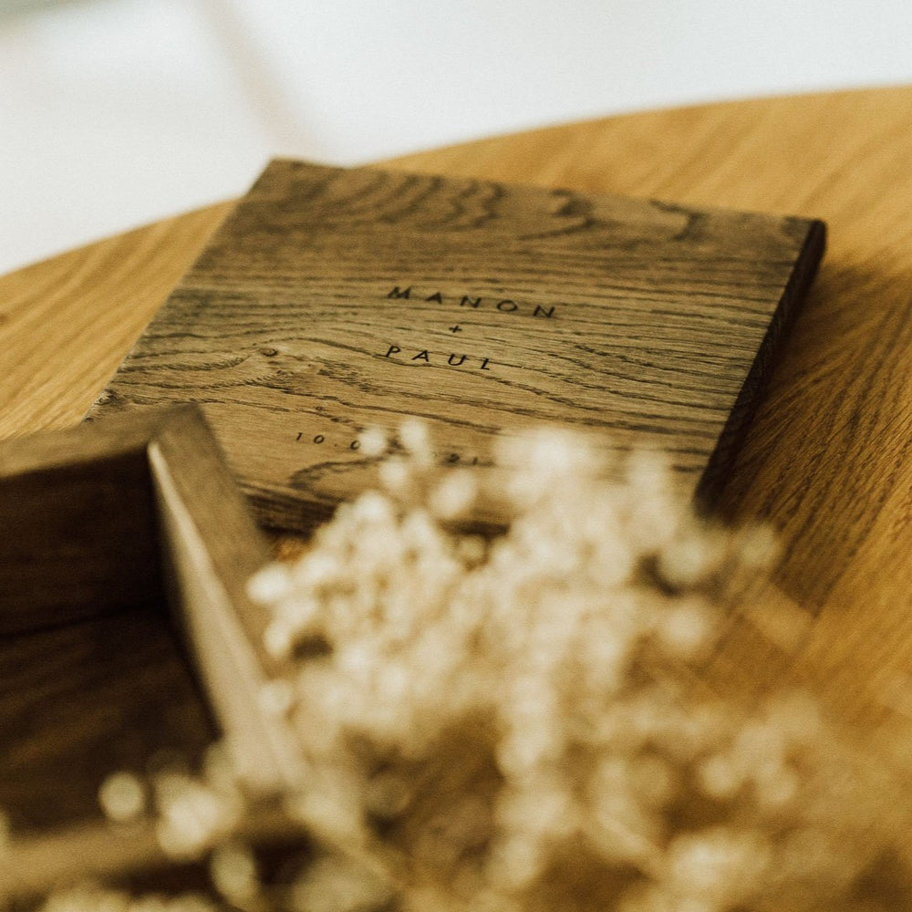 Square Oak Box for 4x6 prints with divider | Color - Smoked Oak