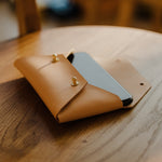 Smartphone Leather Clutch | Vegetable Tanned Leather | Color - Nude