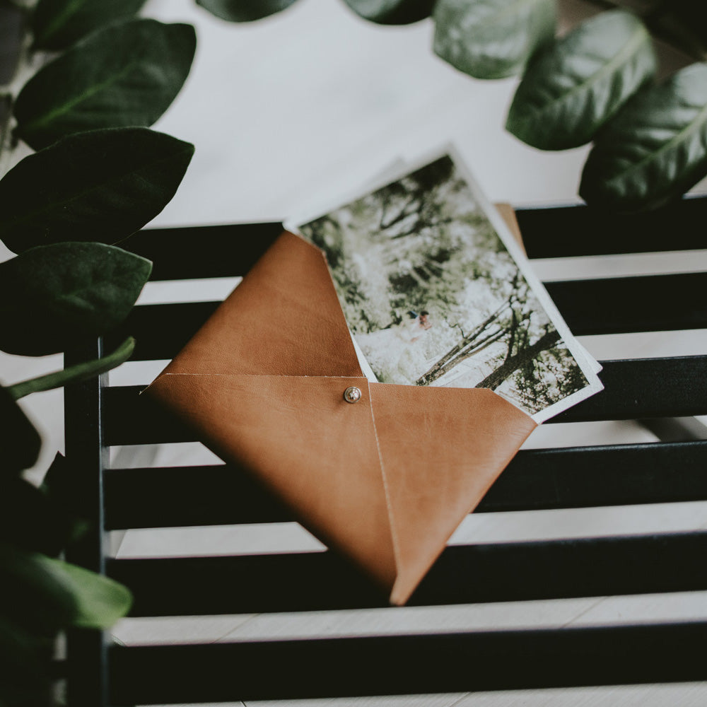 Vegan Leather envelope for prints | Cognac brown - set of 10 pcs