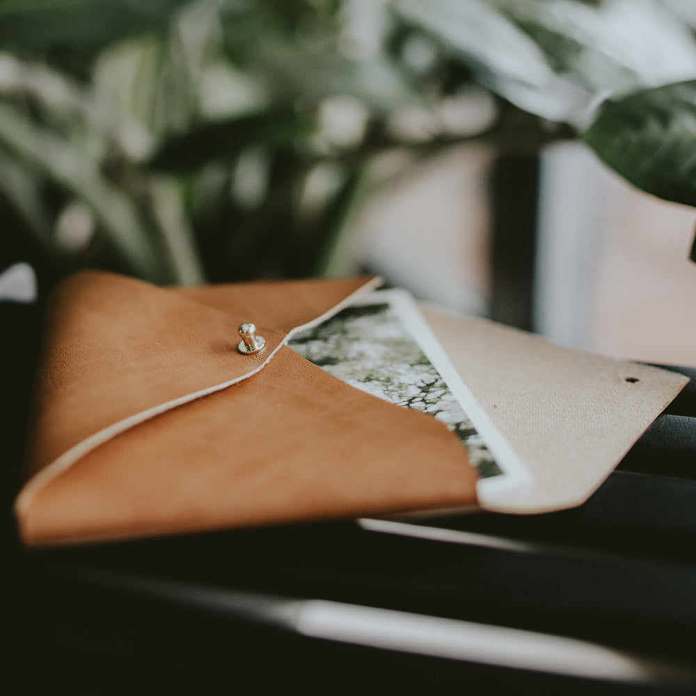 Vegan Leather envelope for prints | Cognac brown - set of 10 pcs